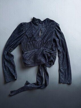 DO + BE Navy Metallic Long Sleeve Crop Top Size Small